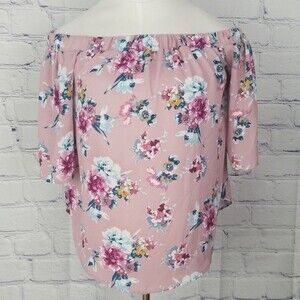 Pink Rose off the shoulder floral print top. Size XS